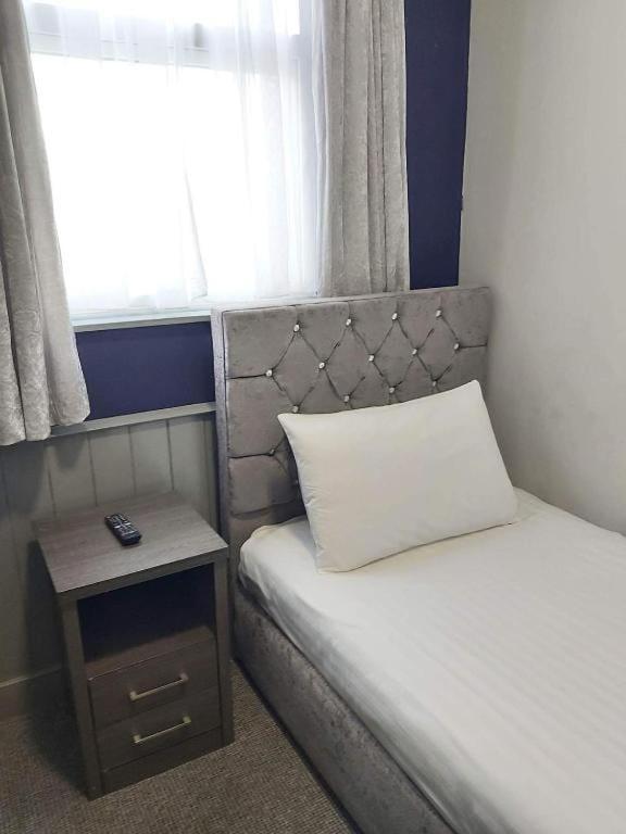 Oyo Ivy Hotel スケッグネス エクステリア 写真